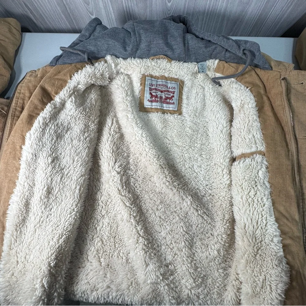 Levi's Corduroy Sherpa‎ Lined Trucker Jacket Tan Sweat Shirt Hood Sz Medium Mens